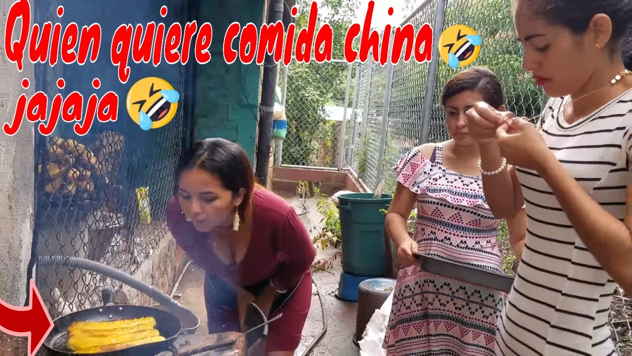 roxana ac odyssey 4-El cuerpo me hace una reacción fea cuando como algo que no me gusta.Con Armi Jiménez.P/4