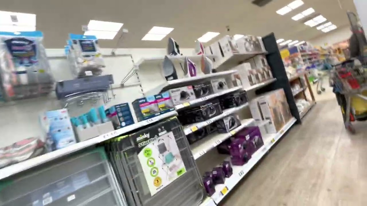 Hassan ka phla intro😂full shopping vlog