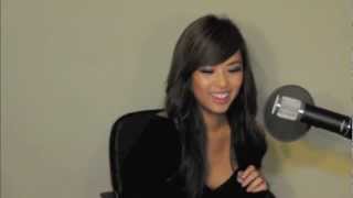 Video thumbnail of "Above & Beyond pres. OceanLab - Satellite (Chantelle Truong Acoustic Cover)"