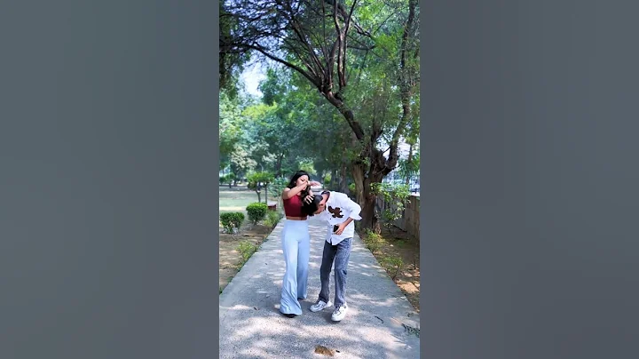 AUNTY AUR UNCLE KI LADAI 🤣#comedy #funny #youtubeshorts