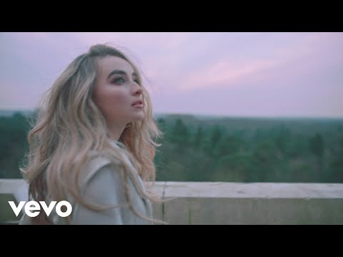 Sabrina Carpenter - Paris