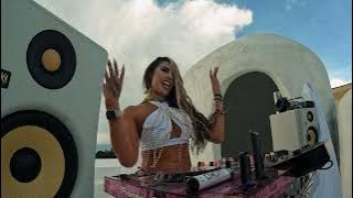 ANGEL IN GREECE - CAMILA GIL DJ