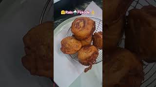 #chai#rainyday #evening #time#pakoda#enjoy#days#happysmile #lovingvibes 🤗🌧👌
