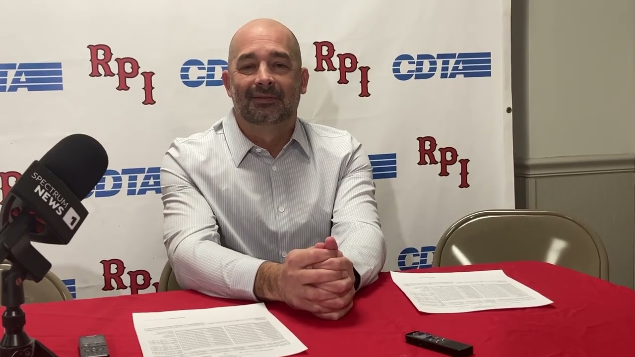 Union men's hockey dominates RPI, wins 3-0: Engineers head coach Eric Lang