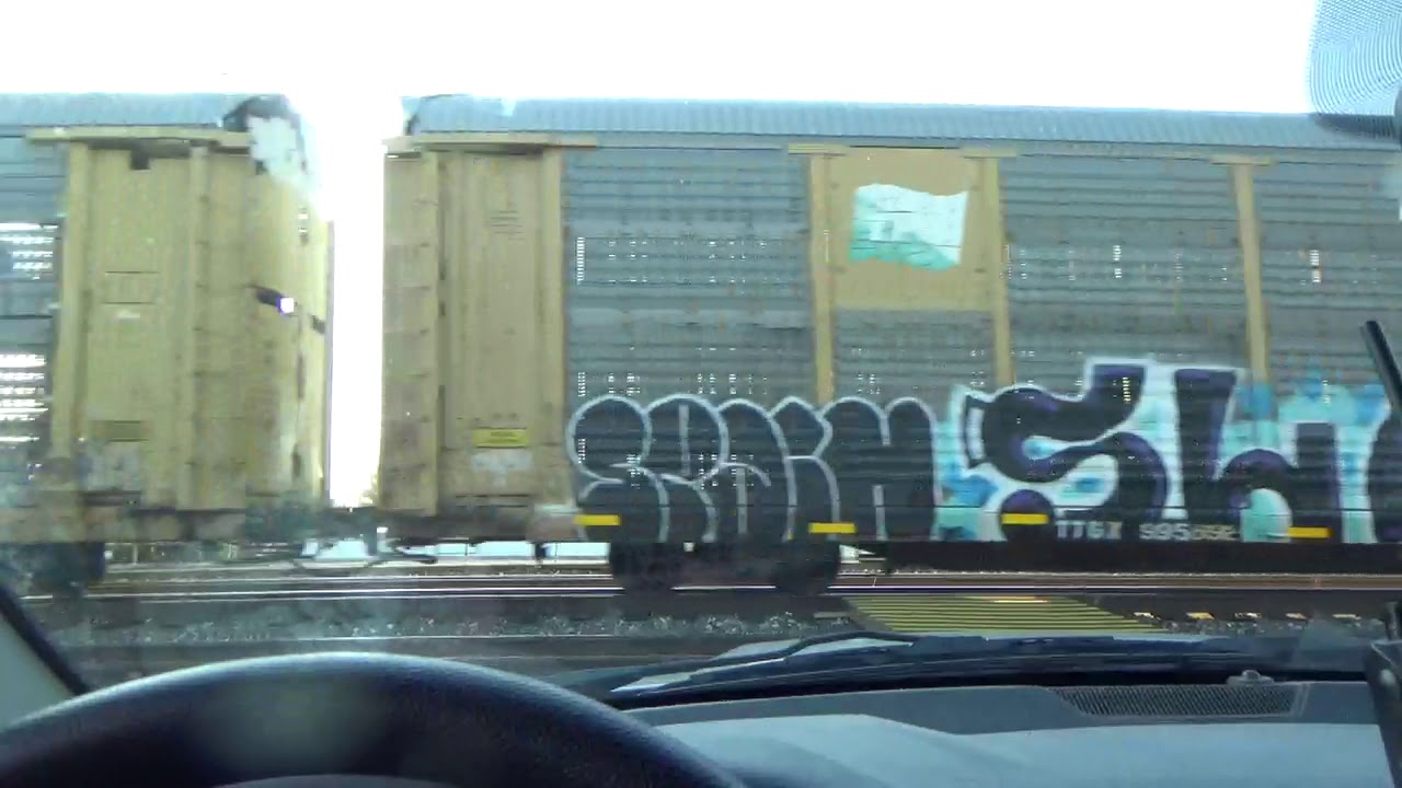 #8302 CSX Q217-16 Empty Autorack train - YouTube