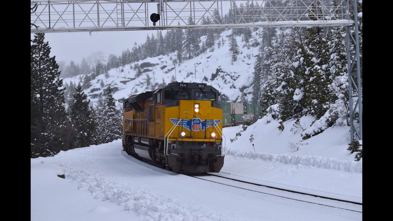 Snow Trains On Donner Pass Youtube