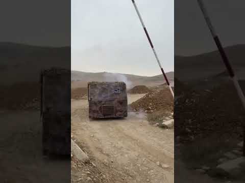 السيارات المفخخه التي كان يقودها الاخوه العرب في العراق ابطال الجيش العراقي يقتلون من في داخلها 