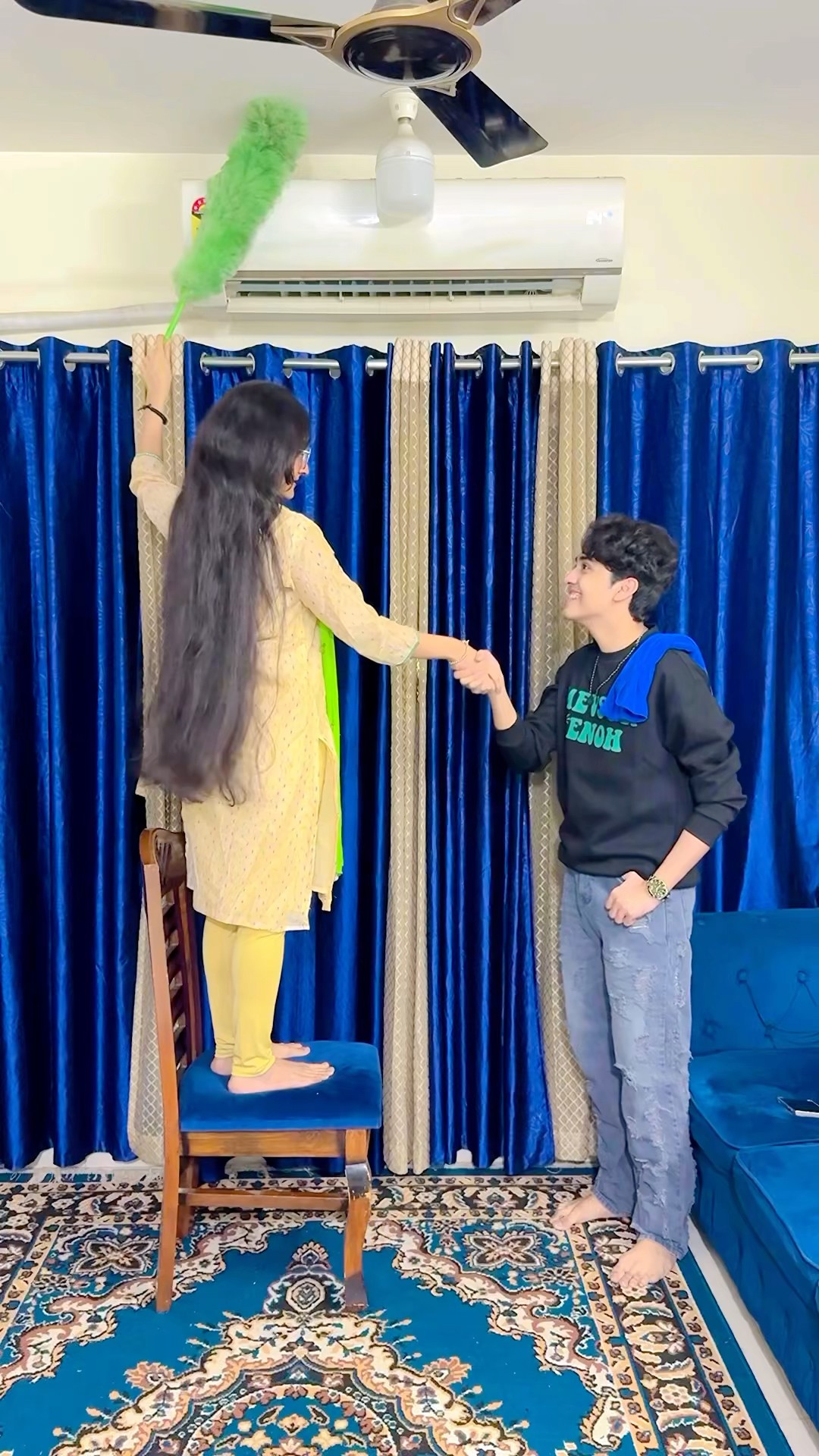 Hmm karne jaata hoo?? Aa aa Aa Hojata hai? #zidaanshahidaly #comedy #shorts