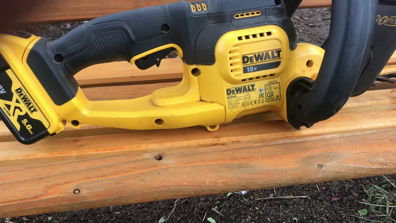 Dewalt Dcm563 18v Taille Haie Sans Fil Youtube