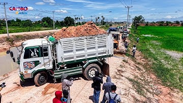 NICELY START PROJECT LANDFILL BY Best Skill Driver 5T Trucks Unloading Soil &Dozer KOMATSU D31P Push
