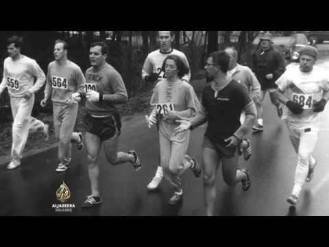 كما حضرت كاثرين سويتزر، البالغة من العمر 70 عامًا، ماراثون بوسطن.