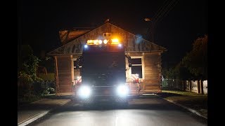 Transport ponadgabarytowy. Przewieźli dom na trasie Jabłoń - Makoszka