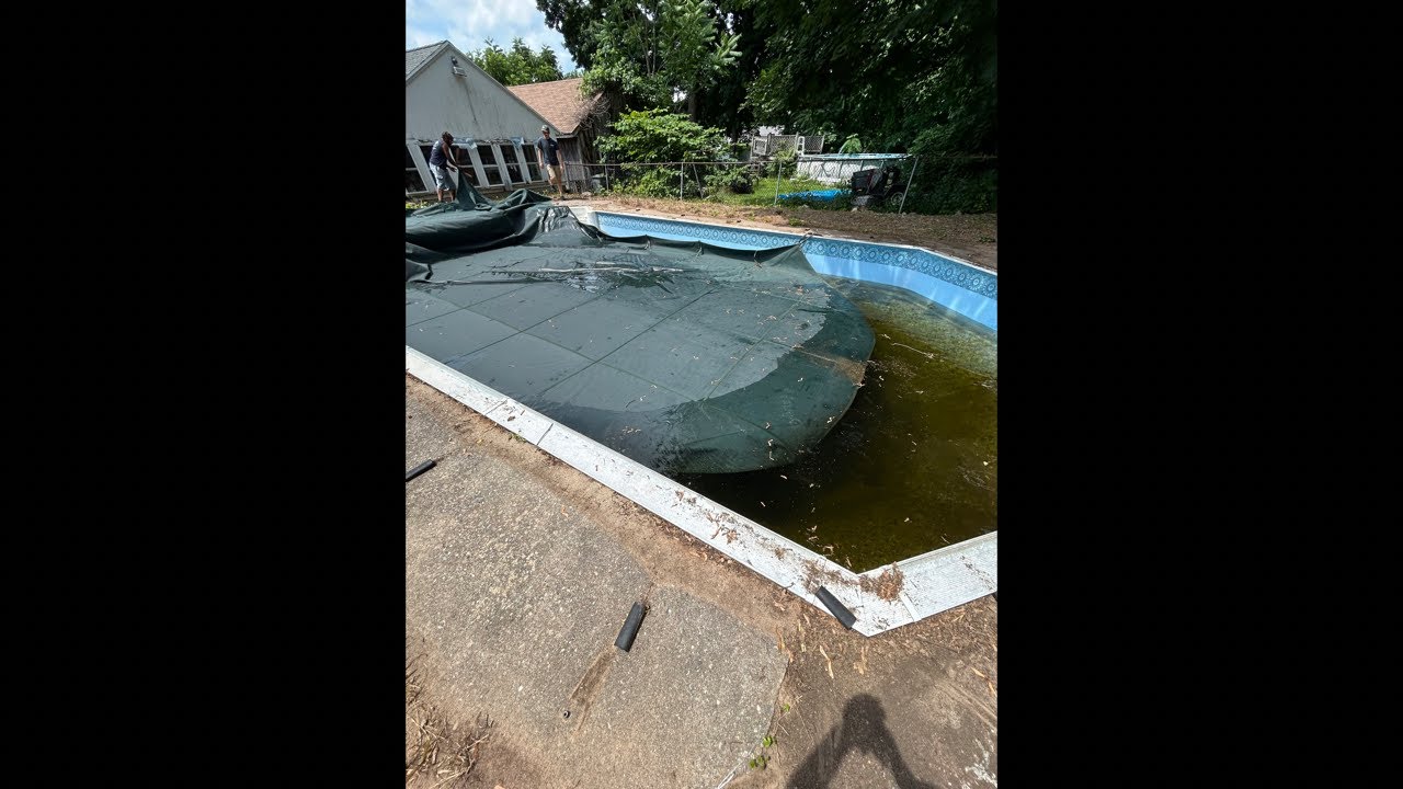 STEVE GOT IT POOL is live! MEASURING FOR LINER REPLACEMENT 