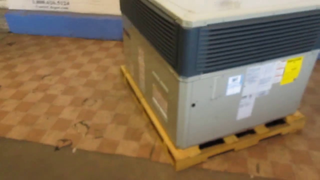 TRANE Central Air Conditioner "Scratch & Dent" Package 4TCY4030A1000B