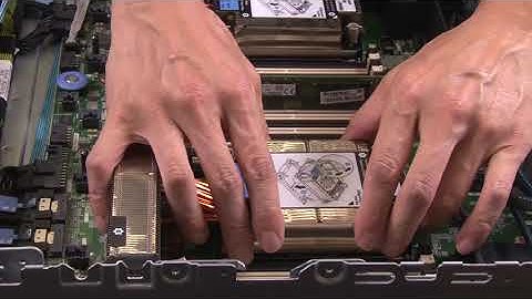 Lenovo ThinkSystem SR650 V2 removing a processor and heat sink