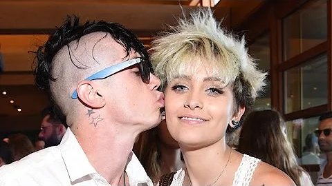 Paris Jackson Flaunts Adorable PDA With Boyfriend ...