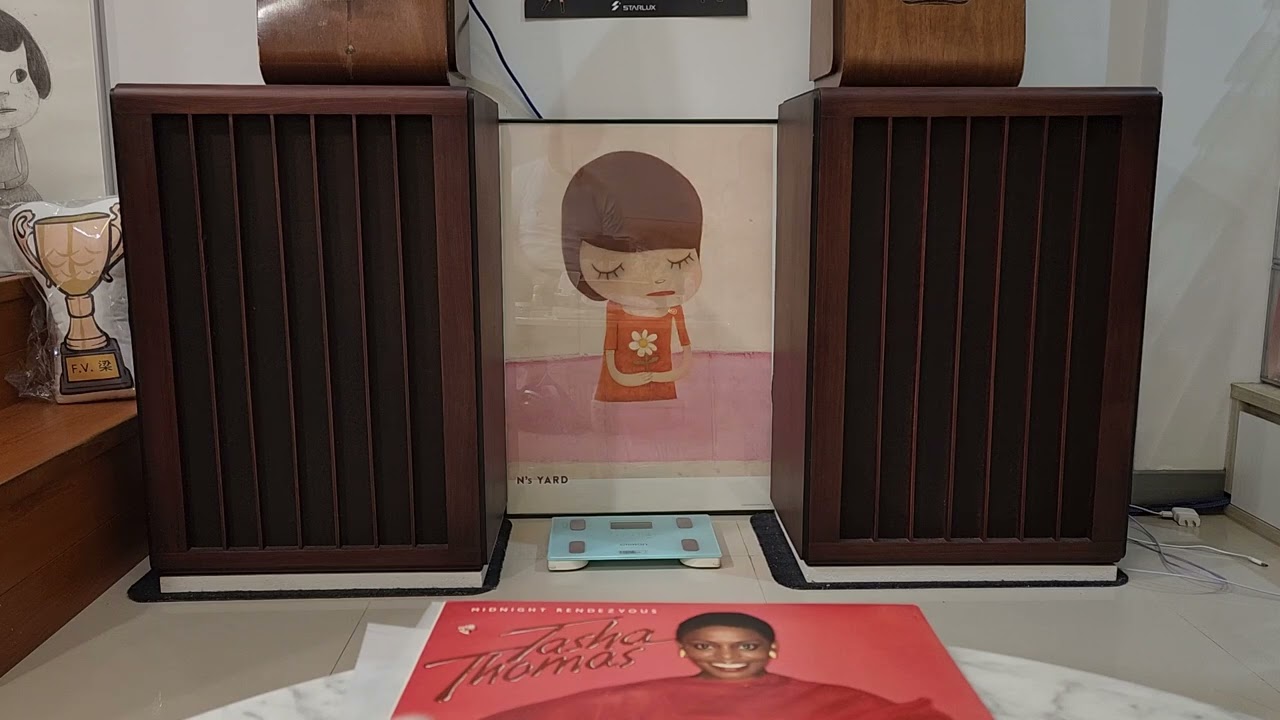 Tasha Thomas - Street Fever Thorens 124 + WE 618B + 408A + 2A3SE + 753A