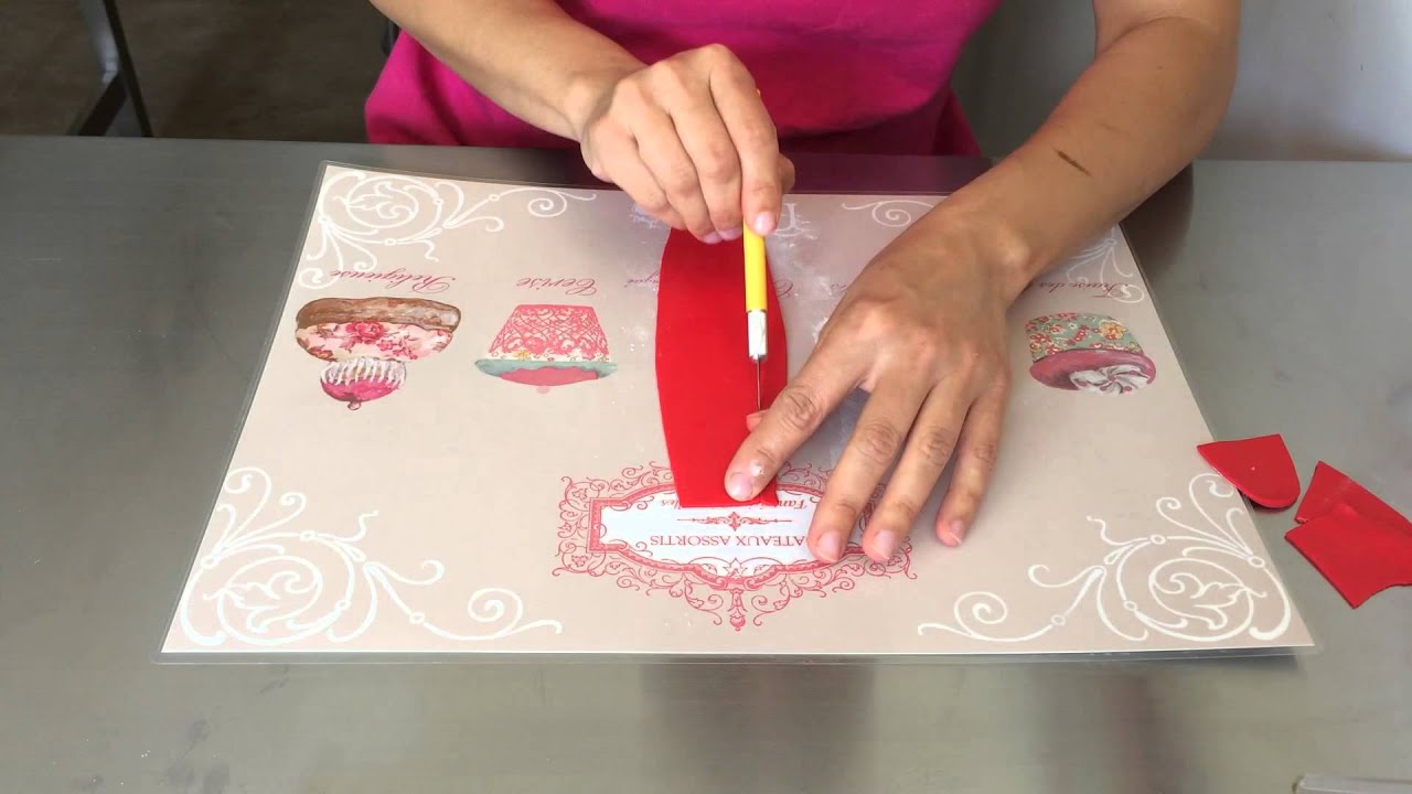 Como hacer una rosa de fondant imitando  tela