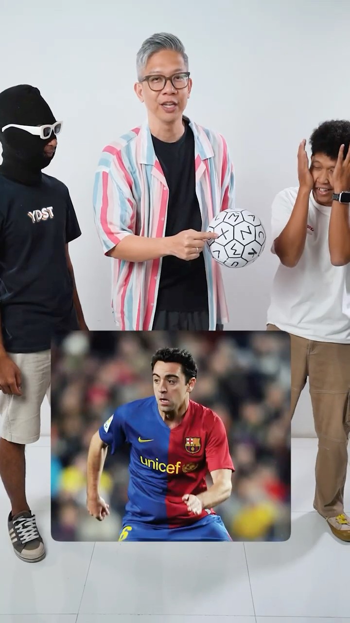 LEMPAR BOLA DAN SEBUTKAN NAMA PEMAIN BOLA!!