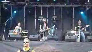 Download Lagu Faber Drive - When Im With You MP3 Download Lagu Faber Drive - When Im With You MP3