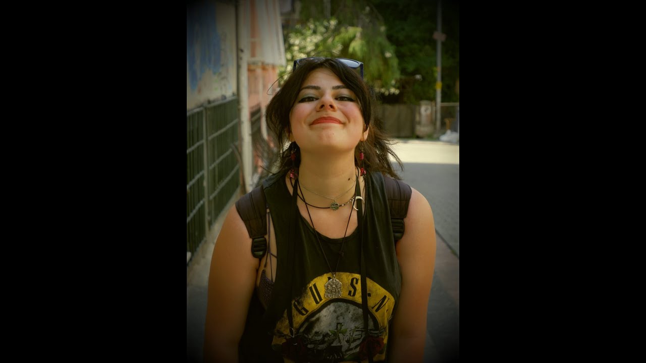 Redd Mutlu Olmak İçin cover ama evde aniden gelen cover perileri ile çekildi