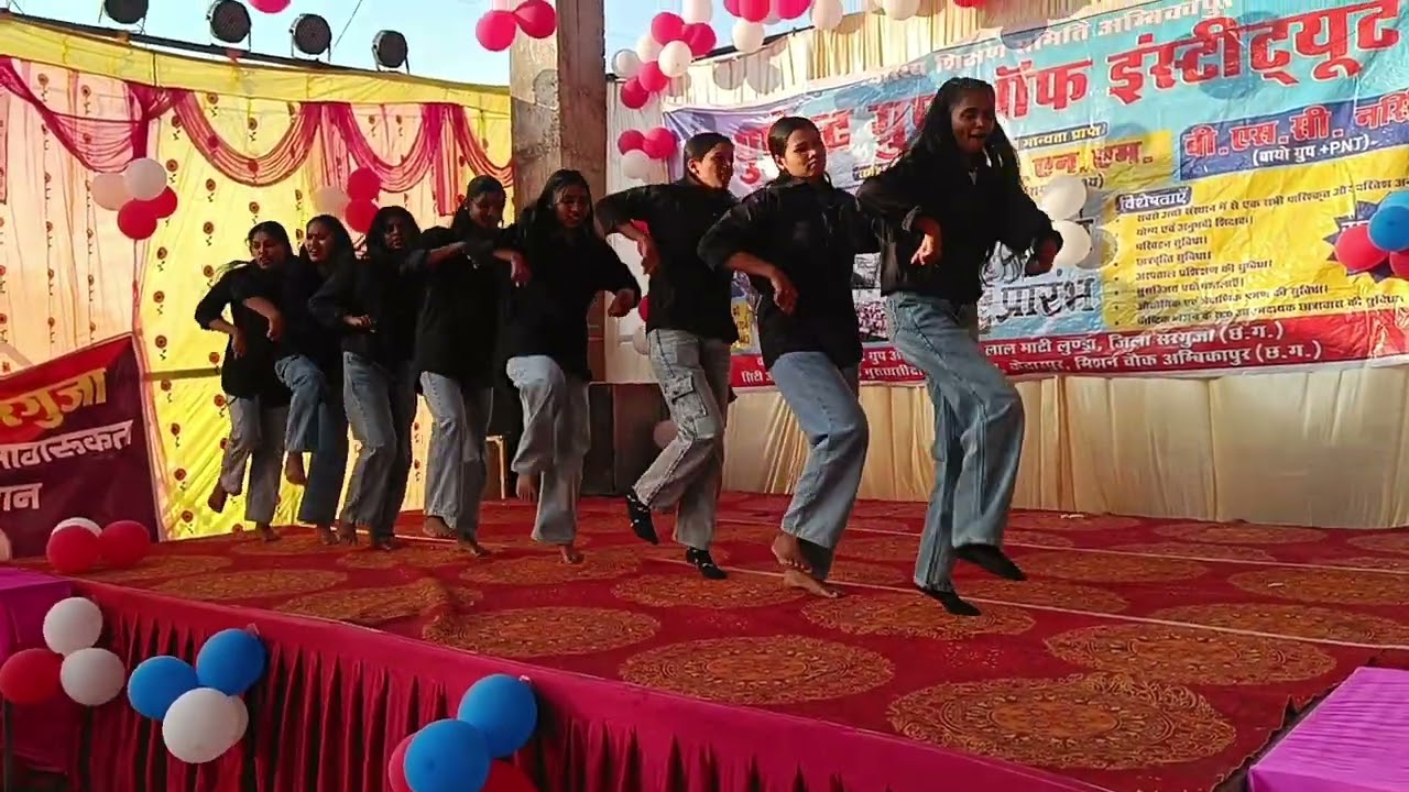 Pushpendra college of nursing Ambikapur ke student second semester dance pratiyogita