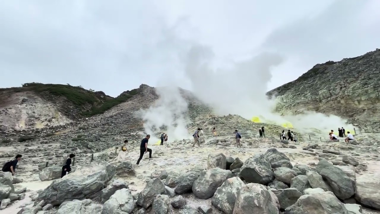 Mt. Io (Atusa-nupuri) in Hokkaido, Japan🇯🇵