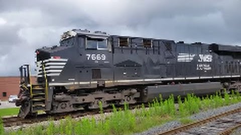 [NS]7669 ES40DC & D9-40CW Leads E25-30 in Fay NC With Nicely Tuned K5HL & Ge Rumble