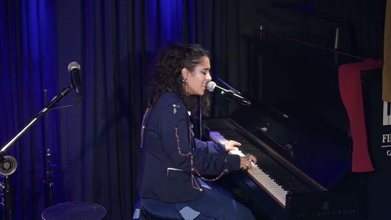 Como Nossos Pais (Belchior) - Yasmin Ferrari  no Fino da Bossa (21/02/2026)