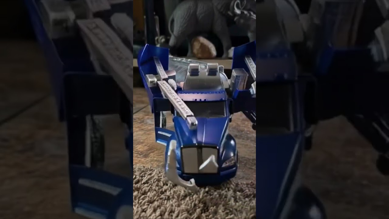 Watch this epic toy transformation! From ordinary to powerful Autobot hero. 