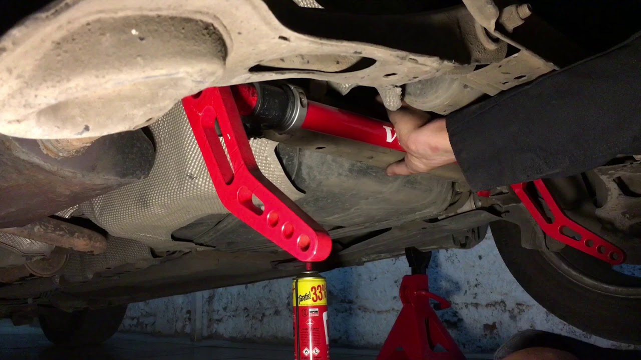 Volvo C30 Rear Sway bar Upgrade YouTube