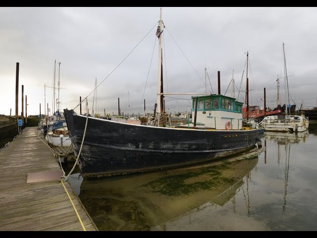 My Classic Boat. Scottish Trawler 55ft 1933 sold for 1p 