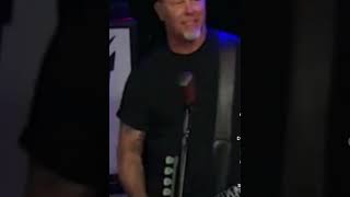 James asking for them to turn up the bass live on Howard stern #larrycarlton #gerryconway #jerry