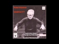 Capture de la vidéo Anton Bruckner - Symphony No. 7 [Stanislaw Skrowaczewski, Saarbrücken Radio Symphony Orchestra]
