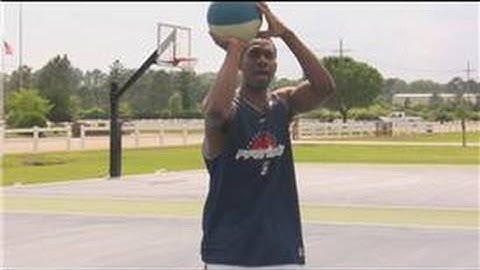 Basketball : How to Shoot a 3-Point Shot