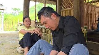 The man, carrying his luggage, asked to stay at Hang's house.