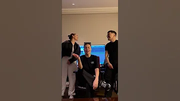 Ebru Yaşar Sila Şahin X Samet Kardeşler SANMADAN GIT 