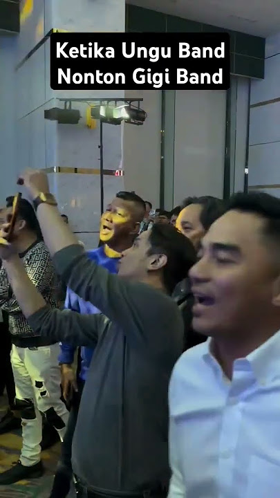momen ketika Ungu band nyanyi bareng Gigi Band