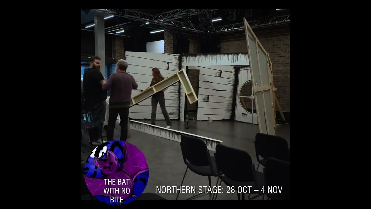 The Bat With No Bite - set timelapse