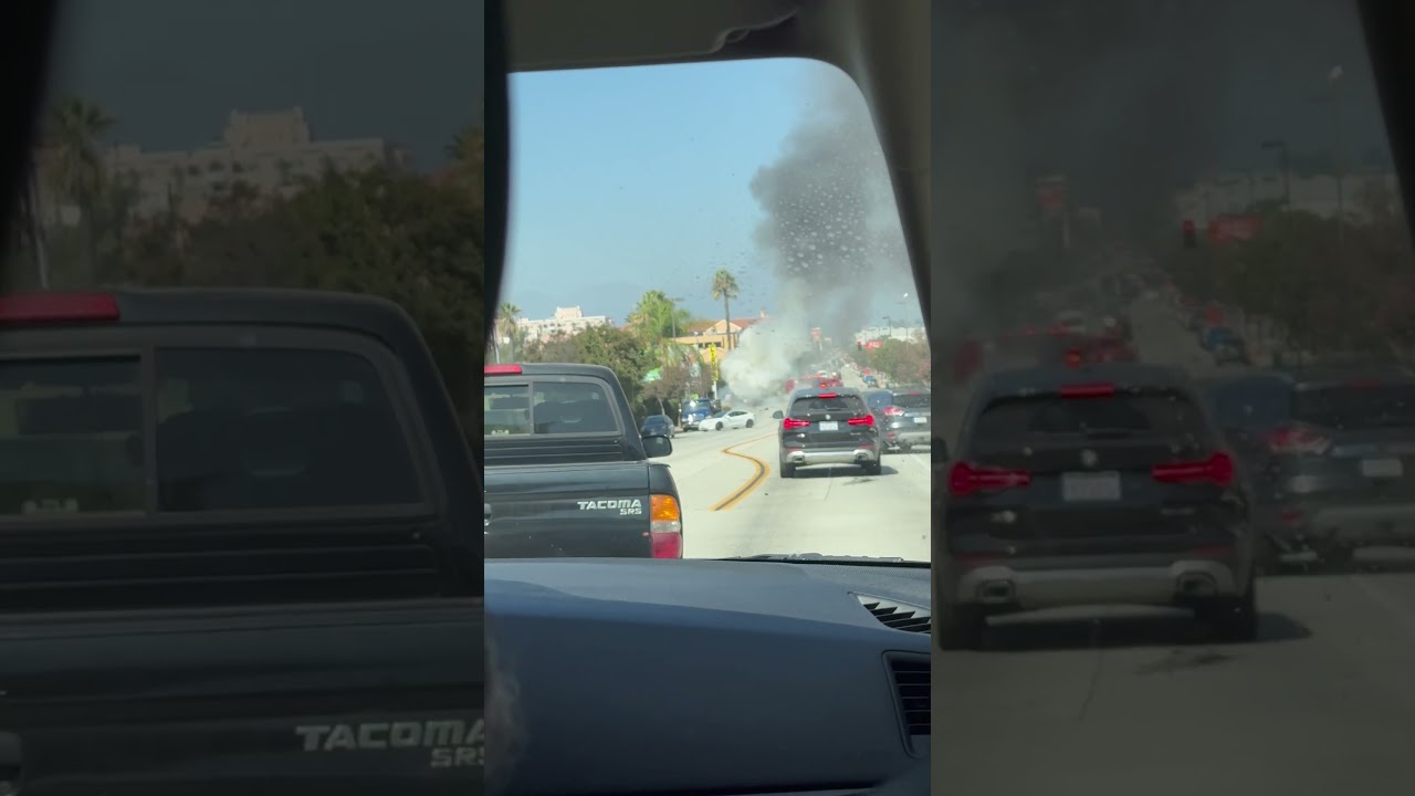 A car bursting in flames at Fair Oaks Ave, Pasadena (Sep. 26, 2024)    