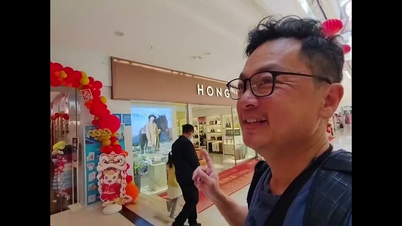 2/18.3. Jumped Into A Random Bus In China Ended Up Lost