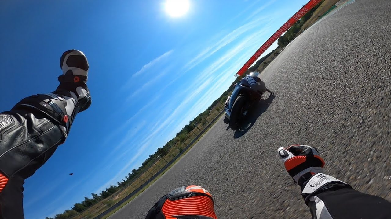 Aprilia RSV4 crash at Brno circuit