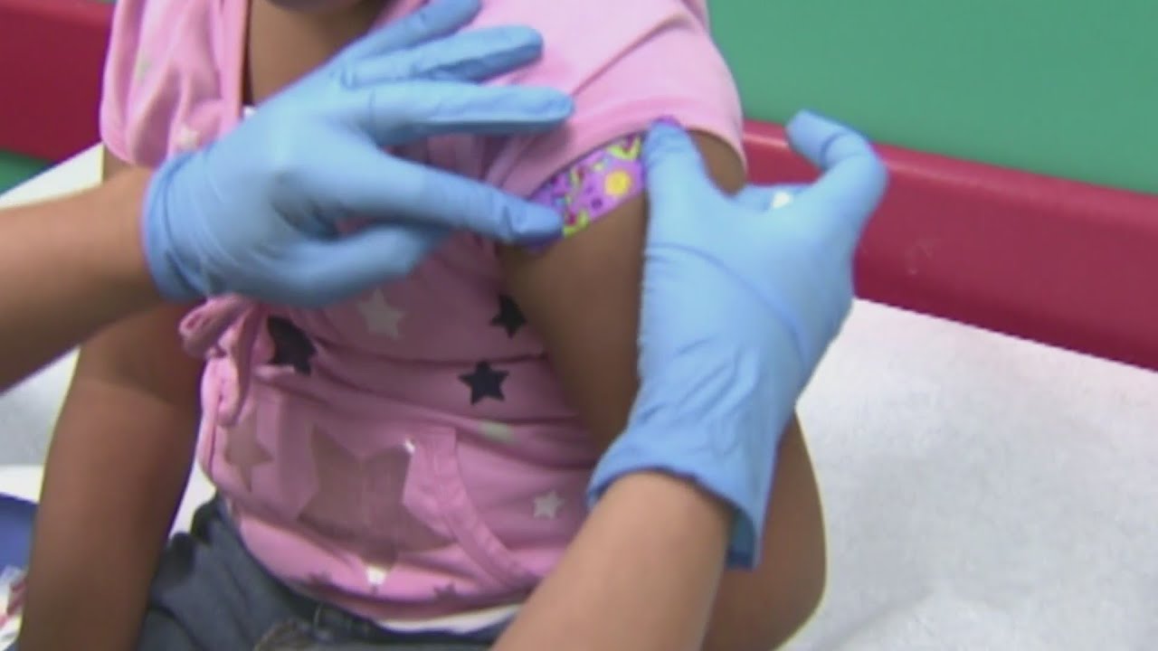 Doctors recommend COVID vaccine for babies and toddlers