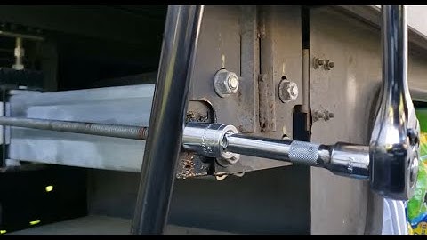 Emergency HWH Manual Retraction Procedure RV Slides STORE MORE LEVEL-OUT Slide Room How To Do