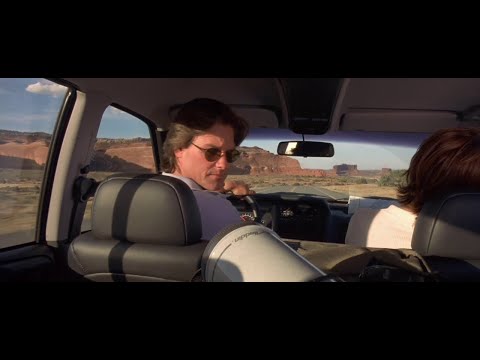 "Shit-For-Brains" Jeff Taylor (Kurt Russell) nearly hits truck on the freeway - Breakdown (1997)