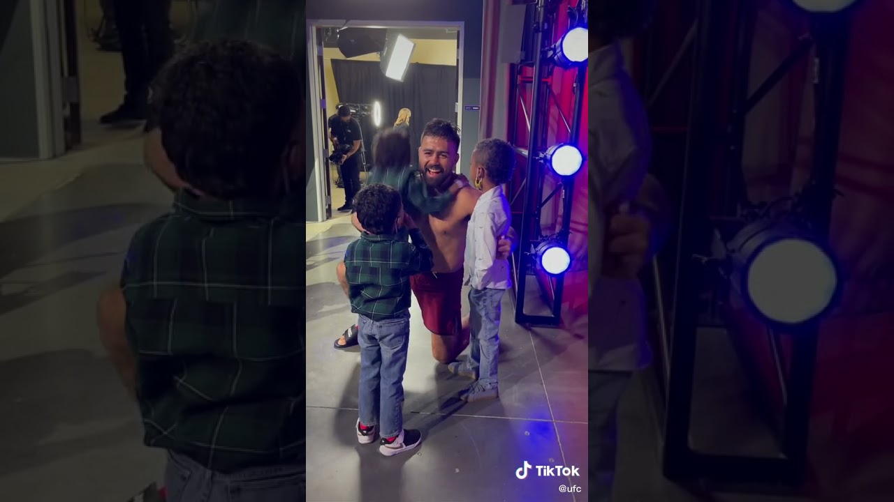 When Dad just got signed to the UFC… 🥺 