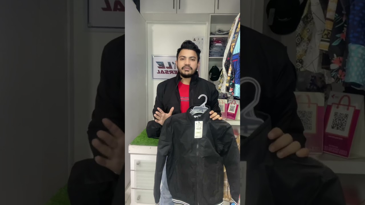 Original Pull and bear Jacket 🫶🏻 with inside pedding