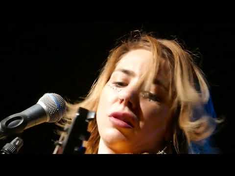 YouTubeでVanja Sky Band " I DON`T NEED NO DOCTOR" Guitar Heroes Festival Joldelund 22.04.2022を視聴