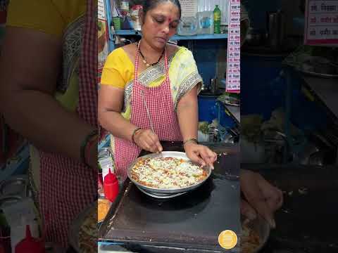 Kolhapur Aunty Making Ulta Pizza Uttpam | Indian Street Food