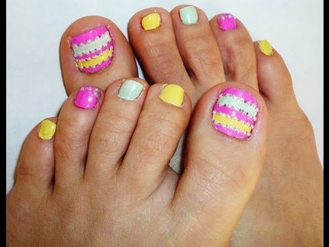 Pearls And Glitter Toe Nail Design You Pearls And Glitter Toe Nail Design